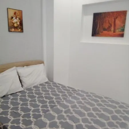 Philipps Aprts With Balcony Salonicco