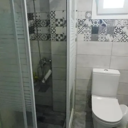 Philipps Aprts With Balcony *