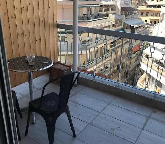 Philipps Aprts With Balcony *
